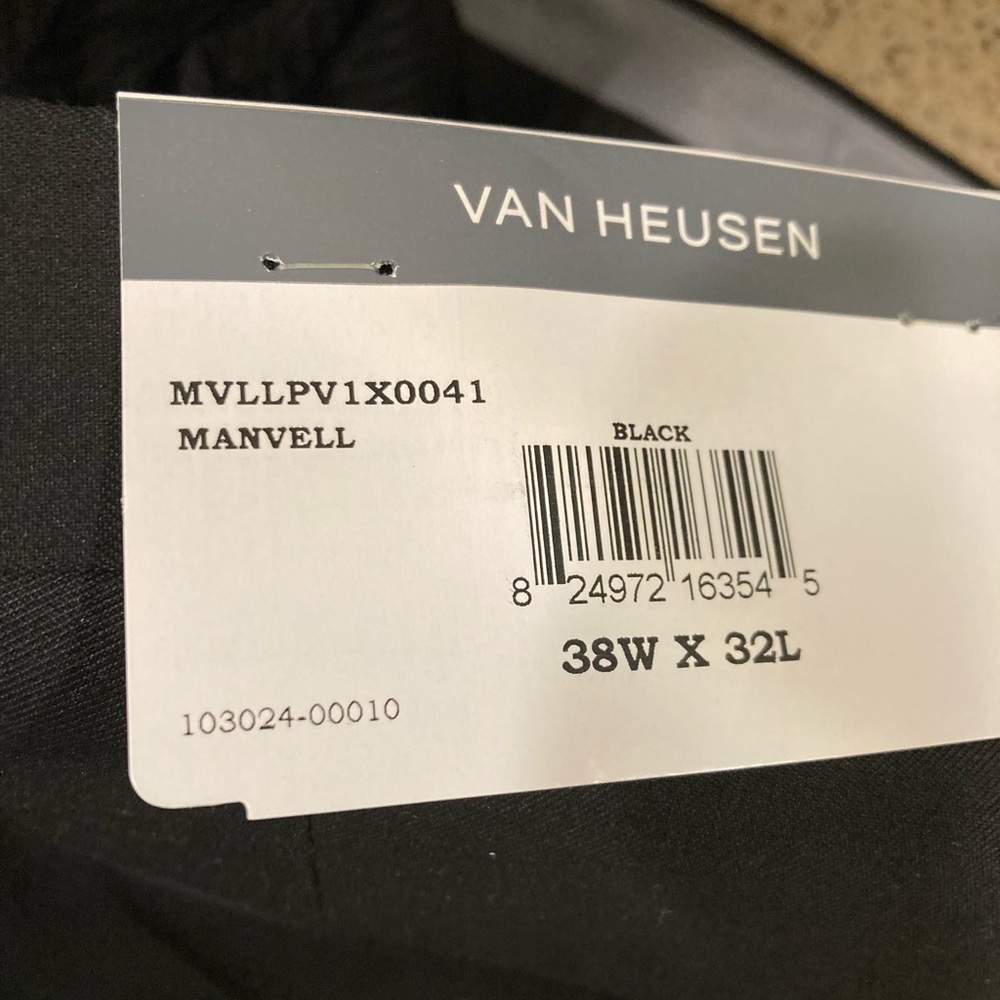 Men’s Van Heusen, black dress pants - Picture 4 of 4